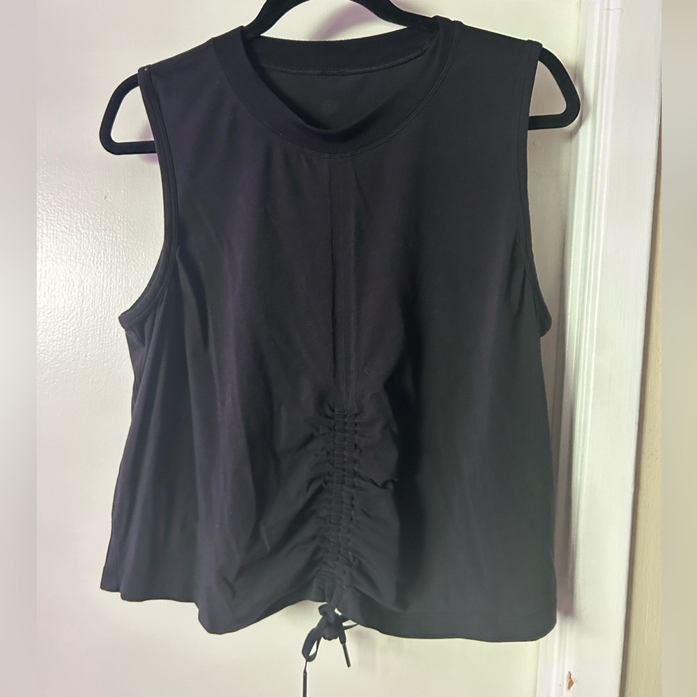 Lululemon black scrunch tank top
